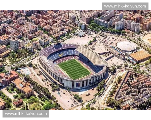 诺坎普的辉煌与记忆：巴萨与鲍里索夫的绿茵往事